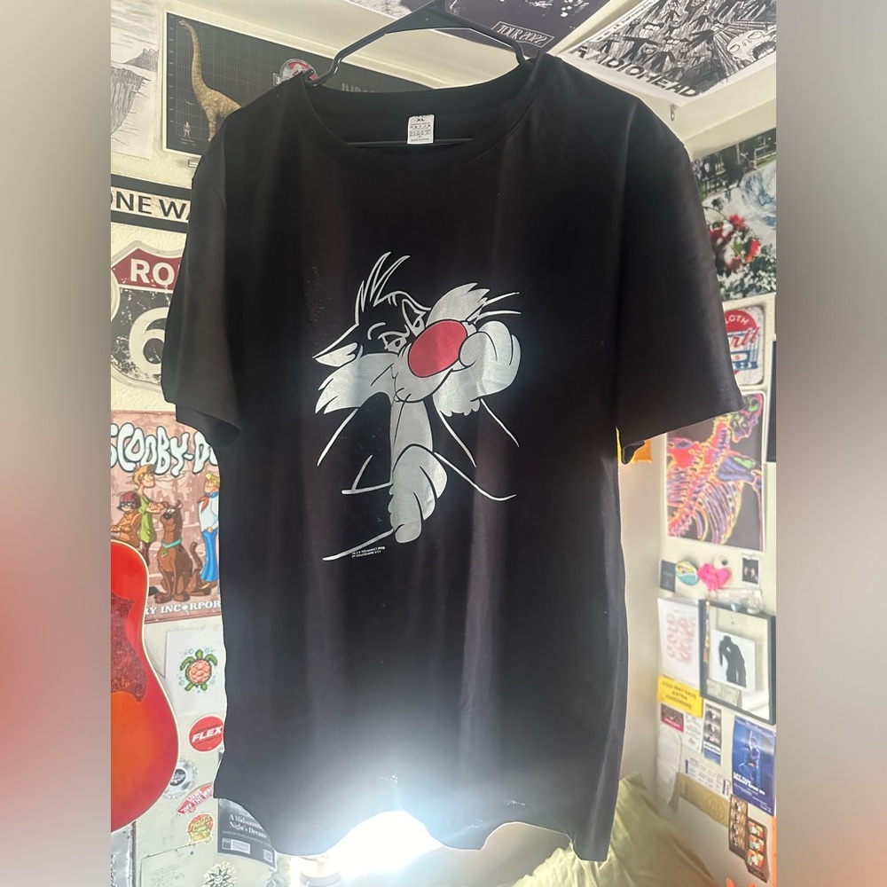 Looney Tunes Sylvester The Cat T shirt